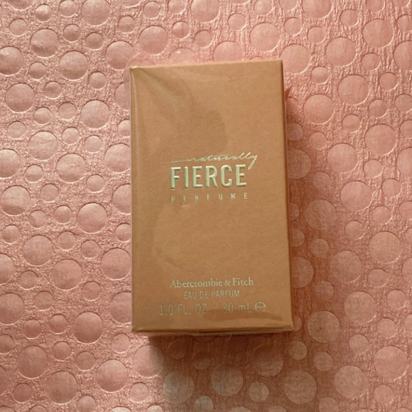 ABERCROMBIE & FITCH NATURALLY FIERCE - Picture 2 of 6